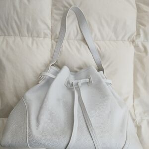 Italian Genuine Leather Nordstrom shoulder bag. White.